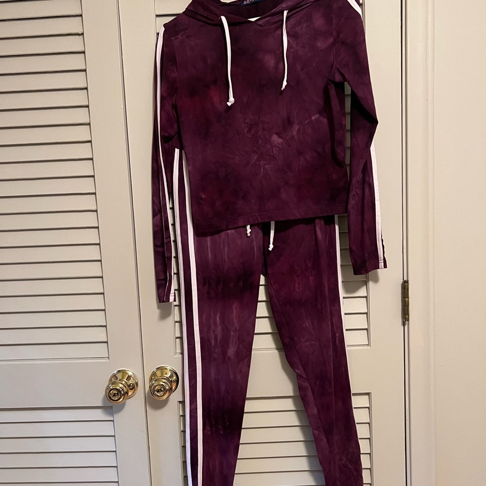 2 piece set*Hi waist leggings & crop hooded top